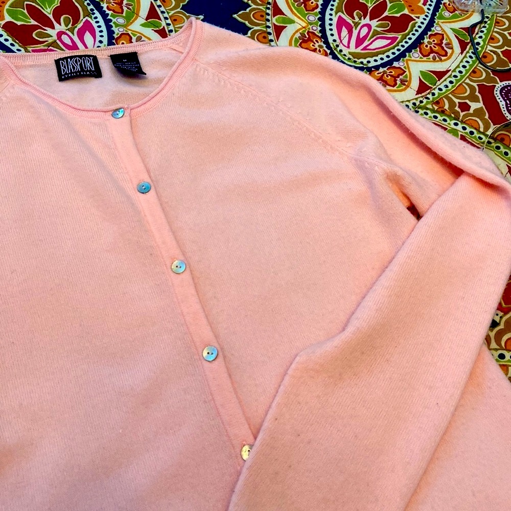 Vintage Bill Blass baby pink button cardigan - Picture 4 of 6